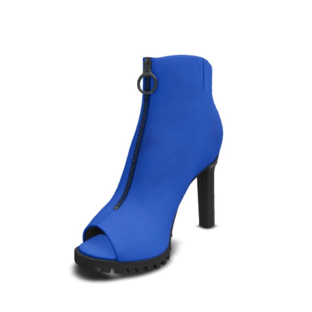 BRAND NEW! Bar III Dillian shooties Royal Blue
